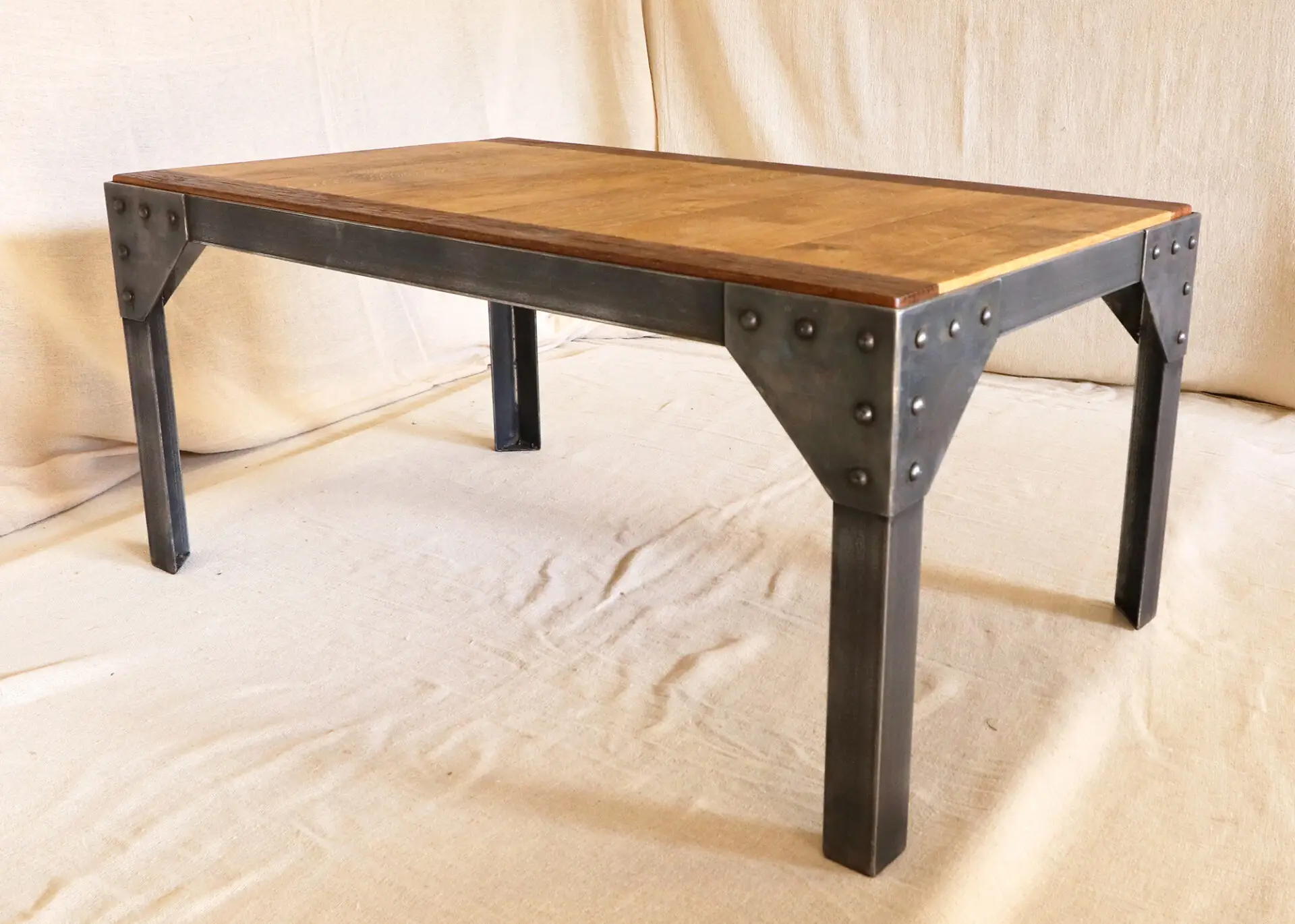 Steel frame coffee table - Image 4